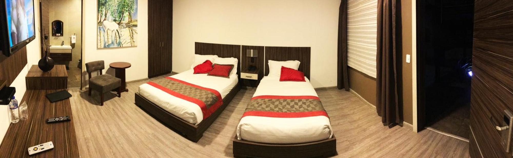 Hotel Santiago De Compostella Suites Cuenca Exterior photo