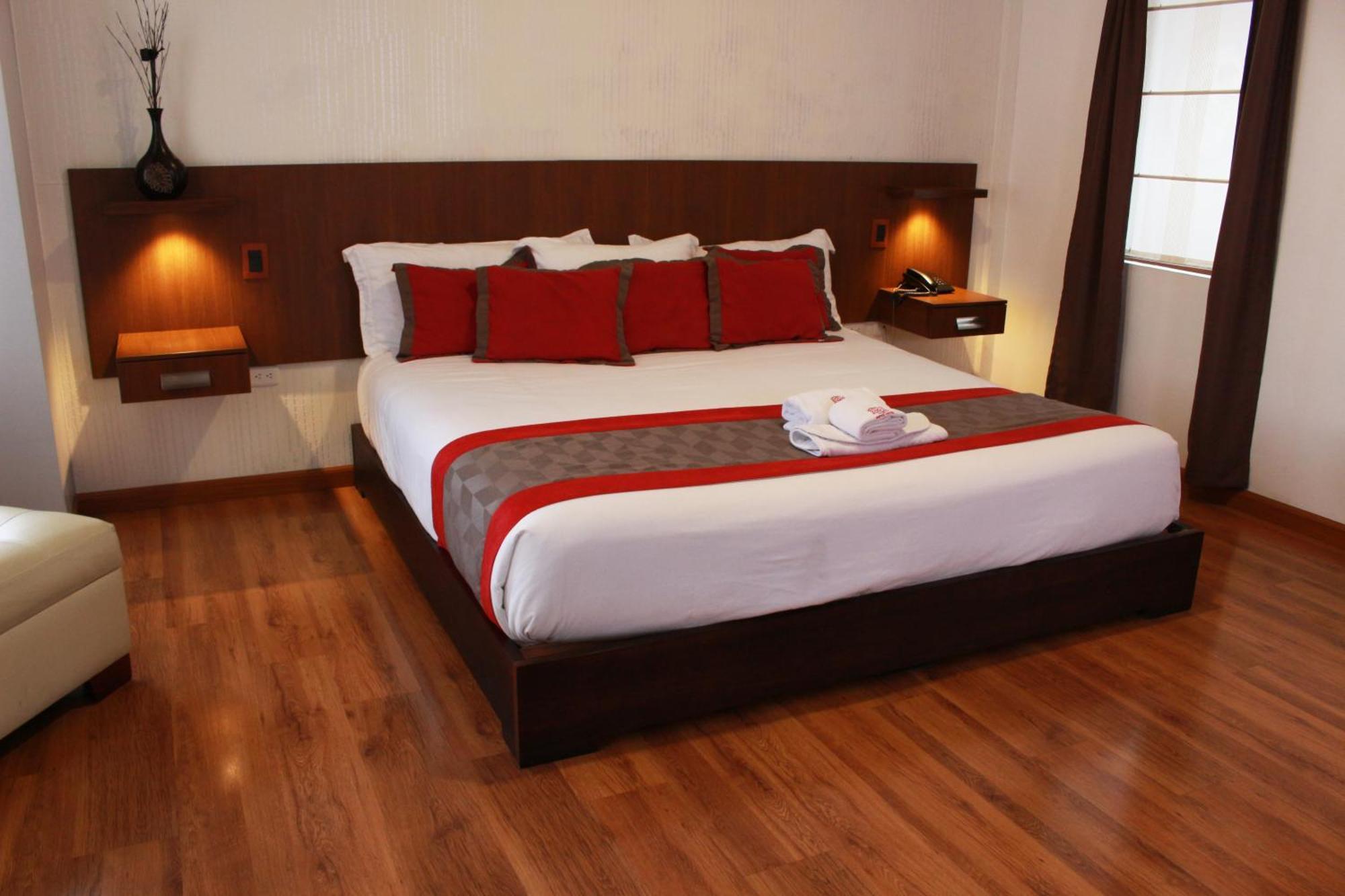 Hotel Santiago De Compostella Suites Cuenca Exterior photo